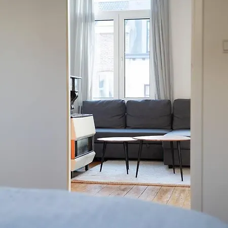 Lägenhet Lovely 1-bedroom In Central Antwerp.